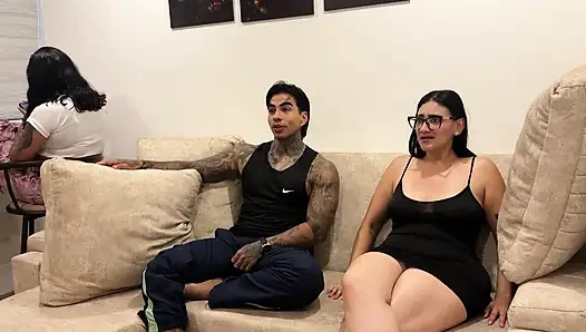 I fucked my stepmom right behind my stepsister's back