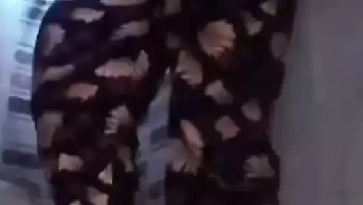 Sıcak yenge gösteri bobs