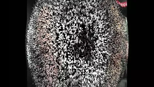 Acımasız kızıl saçlı sahibe köleye sert şaplak atıyor