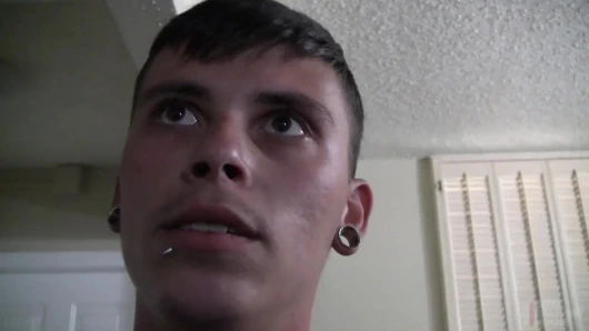 Yeni oğlan kaltağı sikiyor