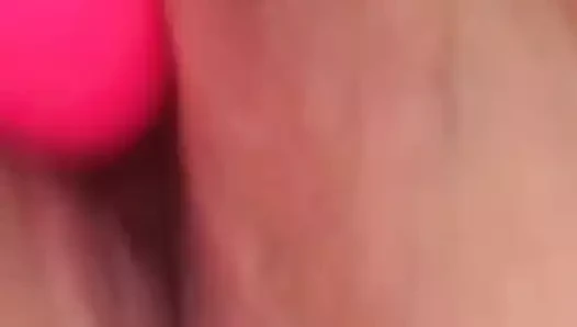 Güzel karım oynuyor!..