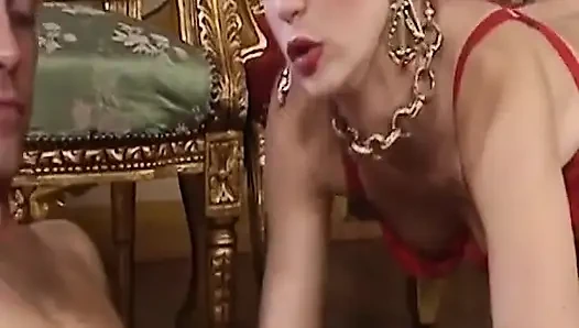 Bu Alman hatun istediği herkesi memnun edebilir