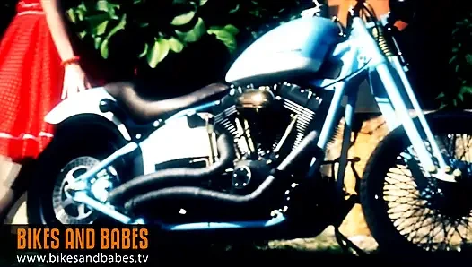 Amelia de luxe - bisikletler ve hatunlar tv seksi videolar