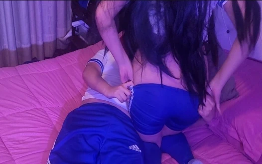 Bir öğrencinin sınıf arkadaşıyla gerçek videosu, ondan içine boşalmasını istiyor ve bundan hoşlanıyor