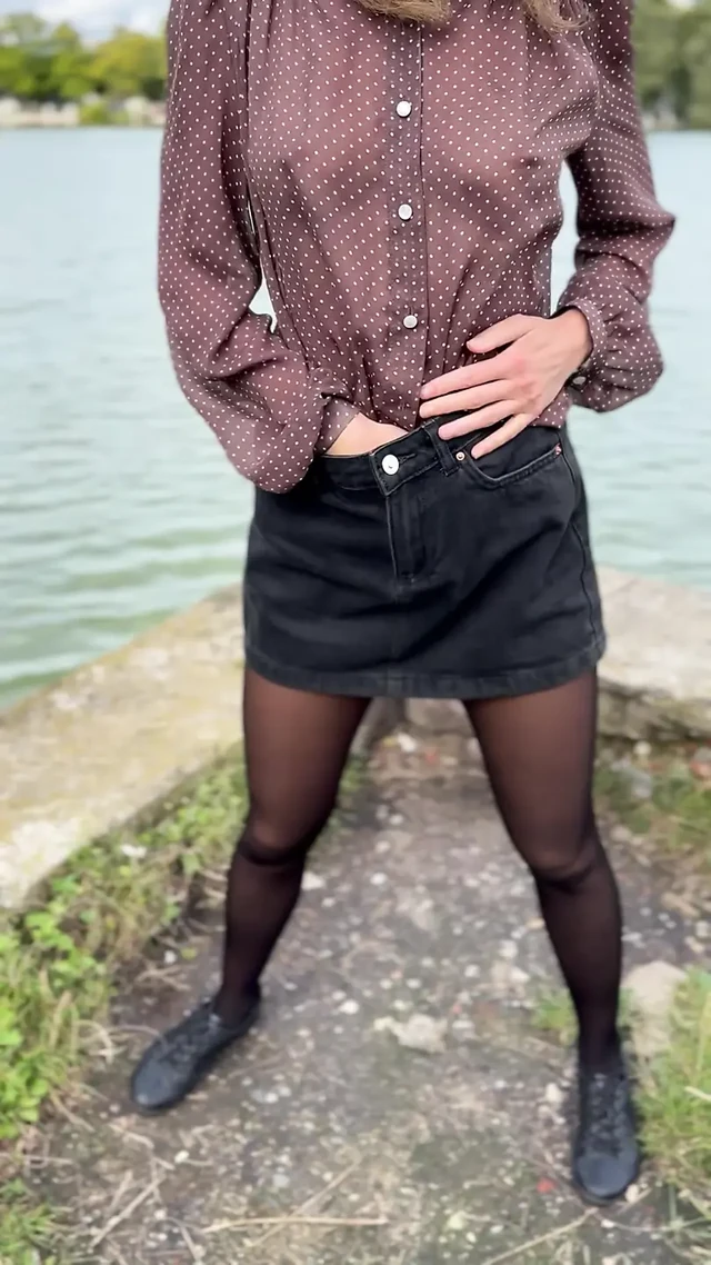 Çıplak kötü kız