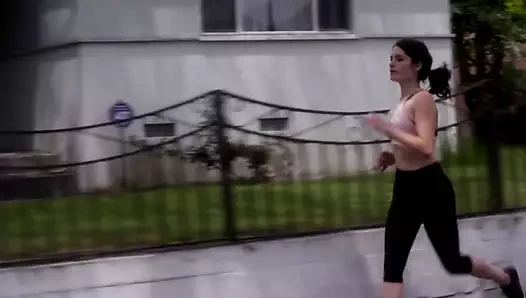 Olivia Grace applegate - "yürüyen" 03