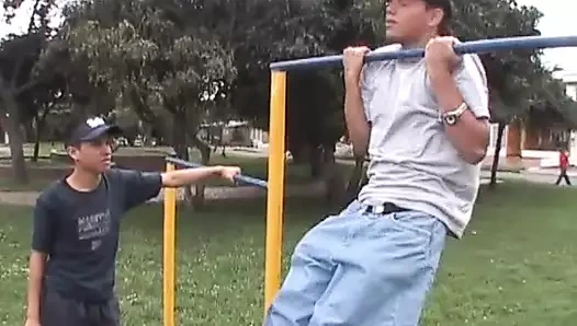 Latin twinks trendi ve xavier sikişiyor