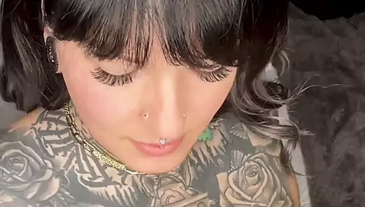 Tatted deldi büyük memeler