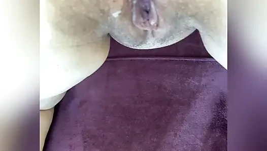 Hizmetçim oturma odasında