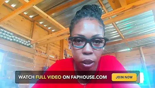 Büyük götlü yaramaz üvey anne rol yapma