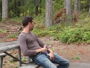 Str8 yol kenarındaki piknik alanında azgın