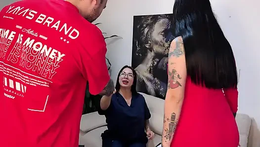 Psikolog Silvana Lee ile Çift Terapisinde Püriten Çift, La Rola ve Brian Evansx ile Üçlü Seks Yapıyor