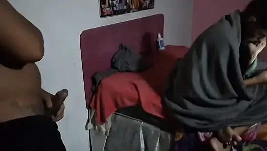 Anal ally'min üvey kızını ve genç evde büyümüş üvey babamı %100 anal sikiyorum