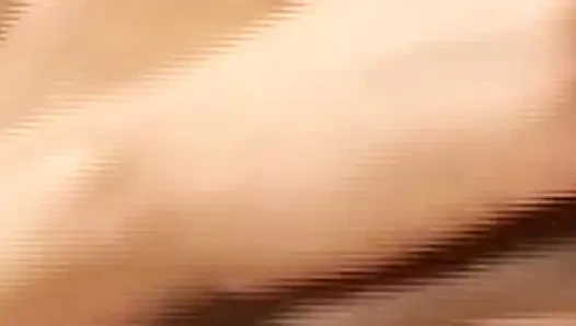 Genişleyen göt deliği yoğun esnetmeden sonra kalın döl taşıyor