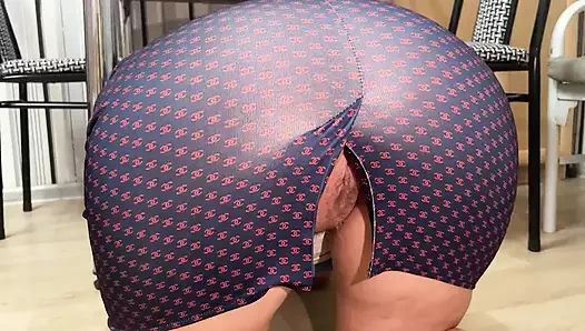 Seksi büyük göt heyecanlandırıyor anal seks zaman milf olduğunu üzerinde ona dizler