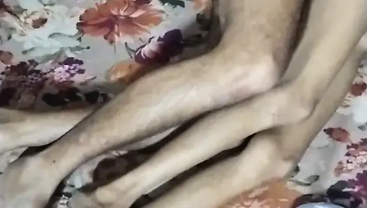 Okul yeni video kızı erkek arkadaşıyla sikişiyor