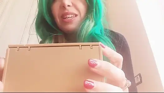 İnanılmaz bir büyü beni ateşli bir şekilde dev bir kadın yaptı