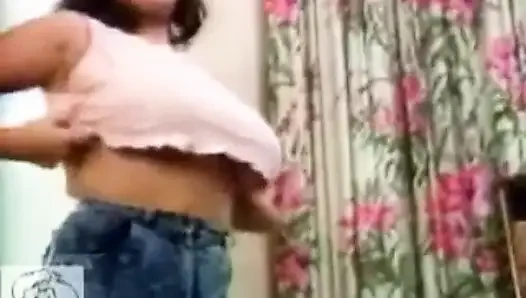 İngiltere'nin göğüsleri 5