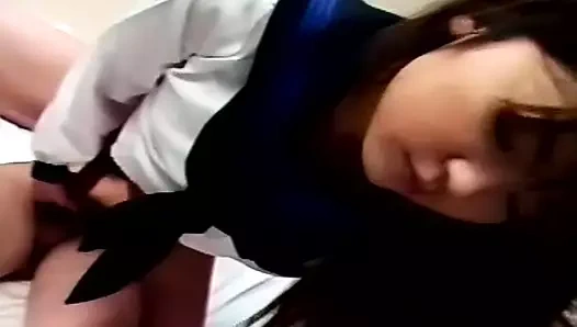 Muhteşem Japon kız öğrenci sert sikiliyor