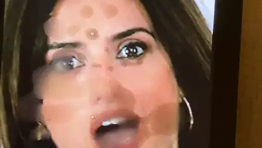 Penelope Cruz cum trubute