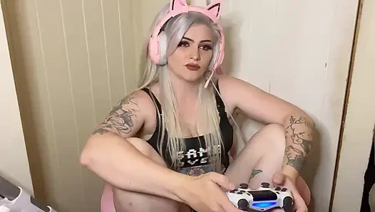 Oyuncu kız boşalmana yardım ediyor geri sayım 31 talimatı