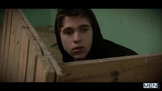 Erkekler - Twink Will Braun tatlı genç götünü büyük adama veriyor Jessy Ares sert sikişiyor