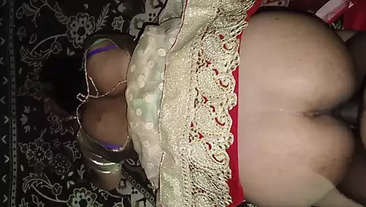 Baldız gece geç saatlerde yüksek sesle konuştu.
