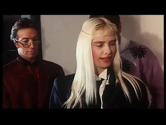 Большой член Rocco и много женщин для него!