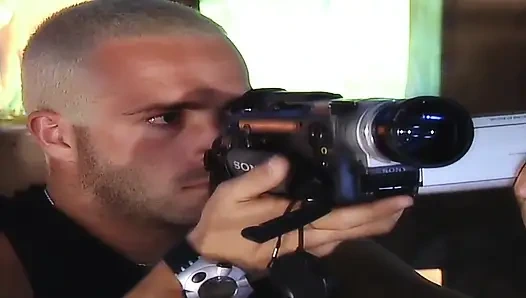 Aldatılan koca, karısının götten sikişini videoya çekiyor