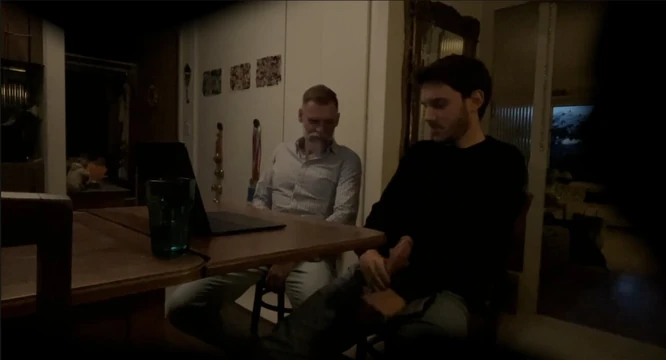 Дедушка и внук-гей дрочат (REAL!)