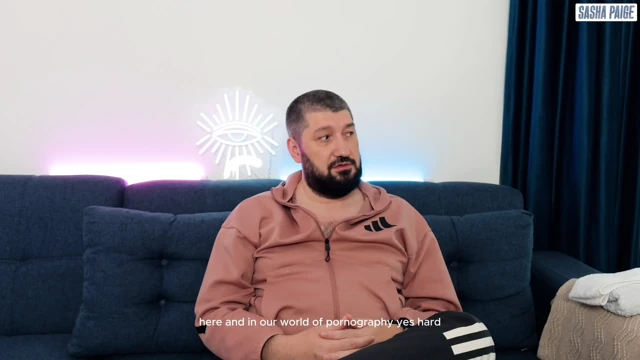 Çok tatlı! En iyi arkadaşlarım bir porno setinde ağzımdan sertçe sikmeye razı oldu!