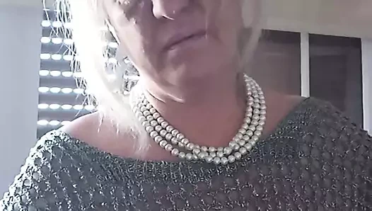 Hoşçakal demek için bir ay daha