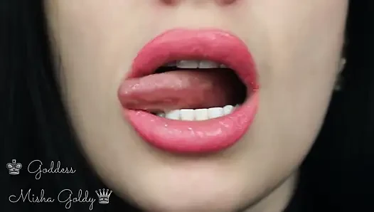 Büyük pembe baştan çıkarma ve büyük nargile dumanıma boşal!