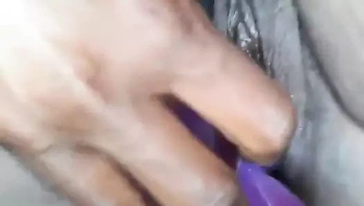 Seksi zenci kadın ve dildo