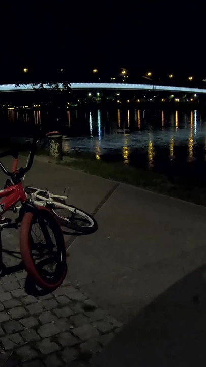 Üvey erkek kardeşimle gerçekten riskli ve hızlı amatör seks, fışkırtarak orgazm ve ağza boşalma. Dada Deville