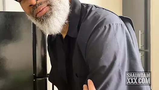 Gerçekten amcık tesisatına ihtiyacı var