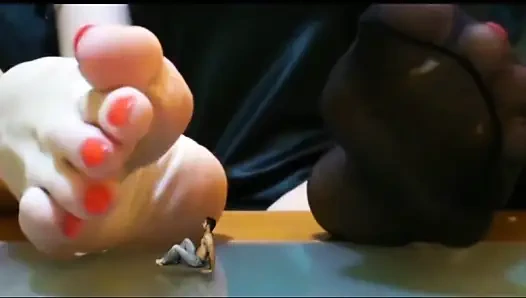 Dev ayaklarımızın altında