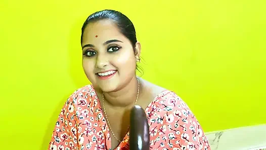 Desi Indian Horny Bhabhi Cucumber Fuck And Squirting