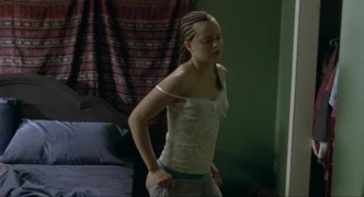 Mena Suvari - 'Stuck' 02