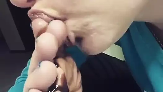 Çikolata ile kendi kendine ibadet