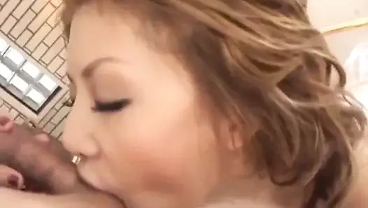 Akane hotaru kullanımları ona ağız ve kedi için devour bir büyük horoz