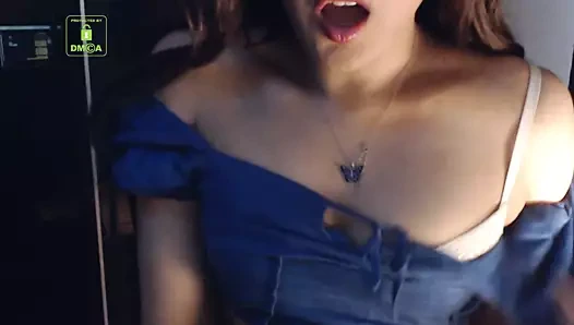 Badgirllhr oynama ile kedi