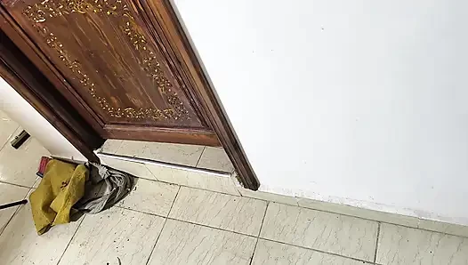 Karım Arabistan Khalijia büyük göğüsler