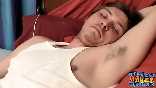 Düz züppe noah radford masturbates ve Fleshlight kullanır