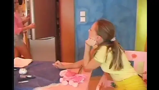 İki amcık için diş macunu