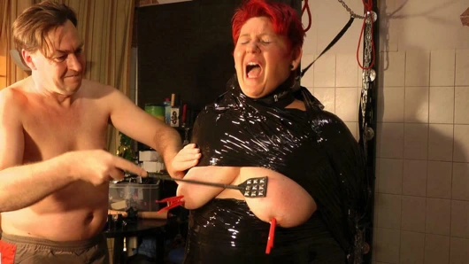 Annadevot - folyo paket olarak paketlenmiştir