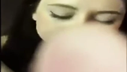 Kırmızı file sakso