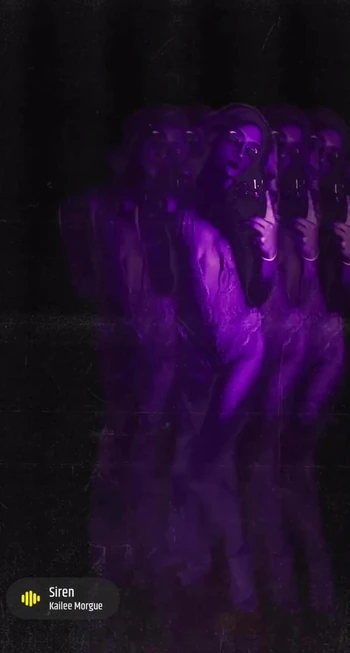 Симпатичная :)