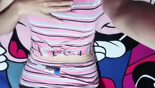 Üvey anne üvey oğluyla aynı yatağı paylaşıyor: yaramaz gece eğlencesi! (gerçek ev yapımı)