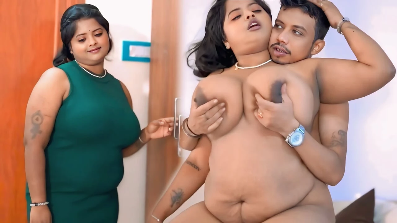 باپ نے سوتیلی بیٹی کو کپڑے بدلتے دیکھ لیا پھر پٹک کے چود دیا